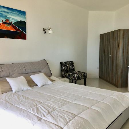 Ocean View Flic en Flac Exterior foto