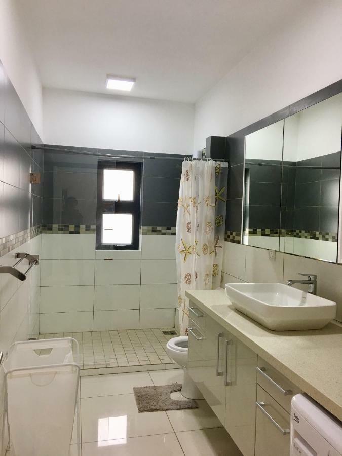 Ocean View Flic en Flac Exterior foto